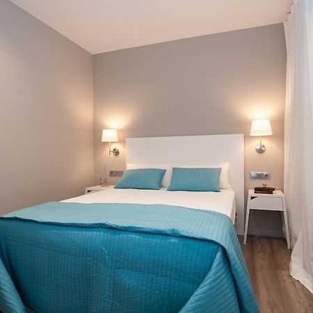 Montaber Apartments - Sagrada Familia Barcelona Bagian luar foto