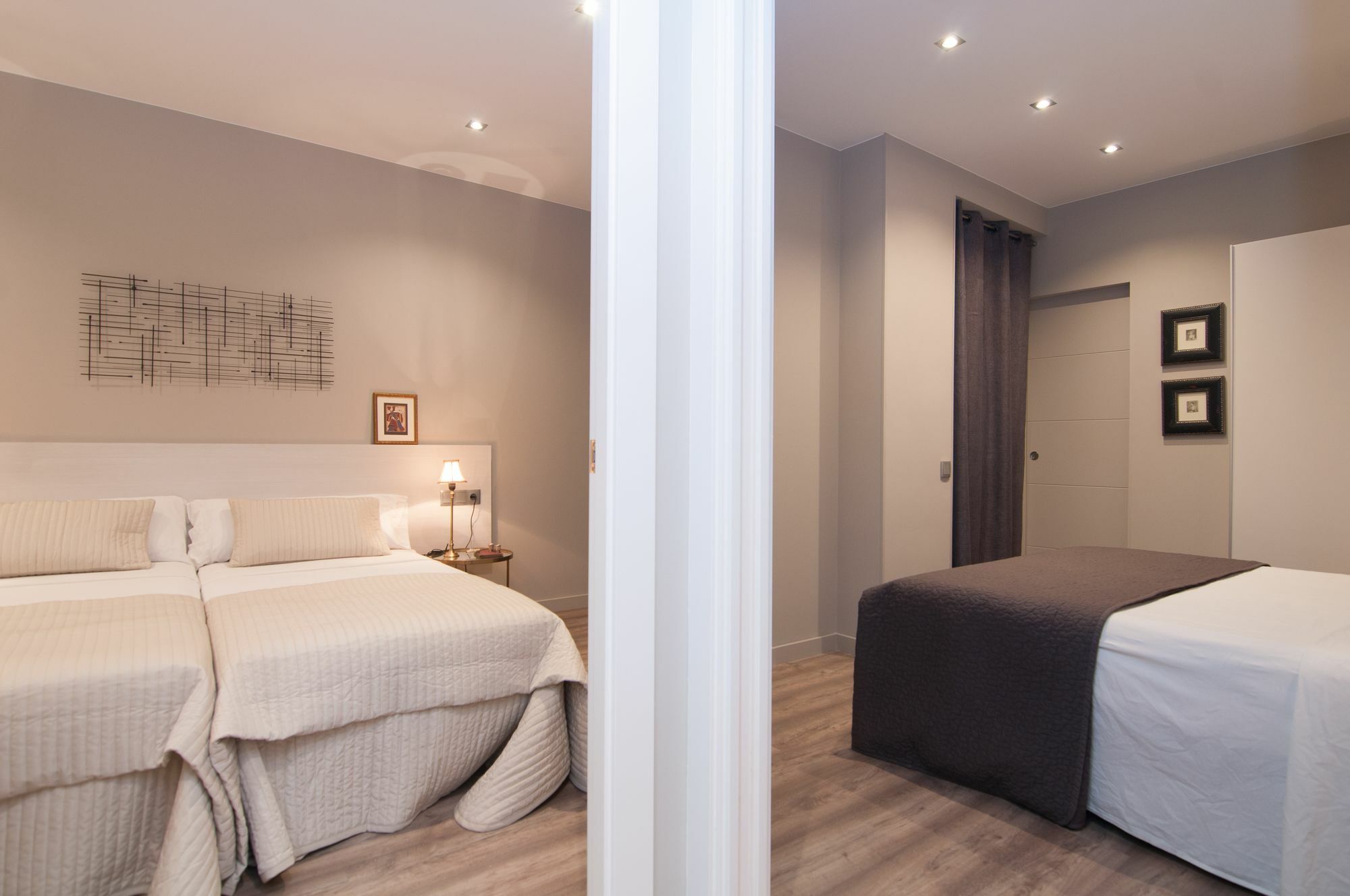 Montaber Apartments - Sagrada Familia Barcelona Bagian luar foto